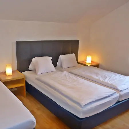 Kolpinghaus.3 *